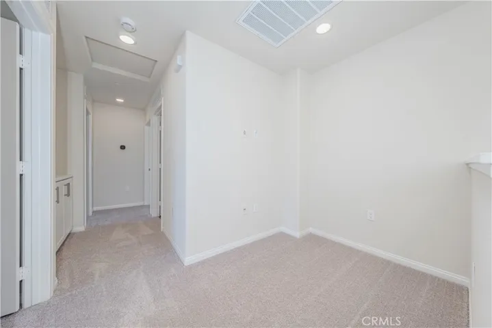 466 Meyer, Upland, California 91786