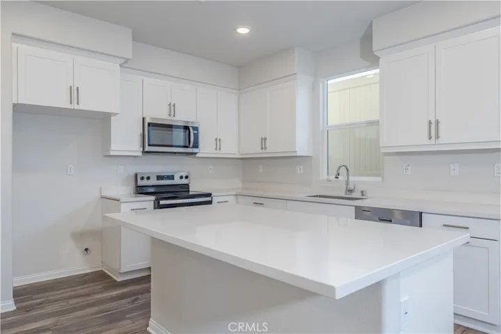 466 Meyer, Upland, California 91786