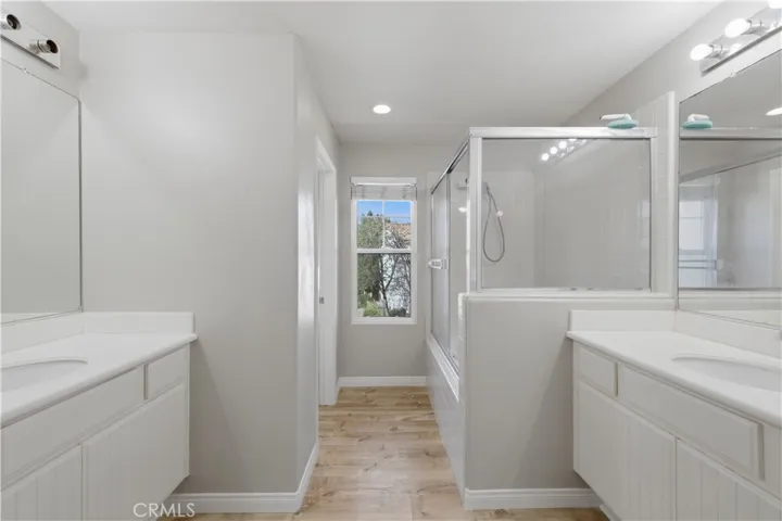upstairs primary bathroom