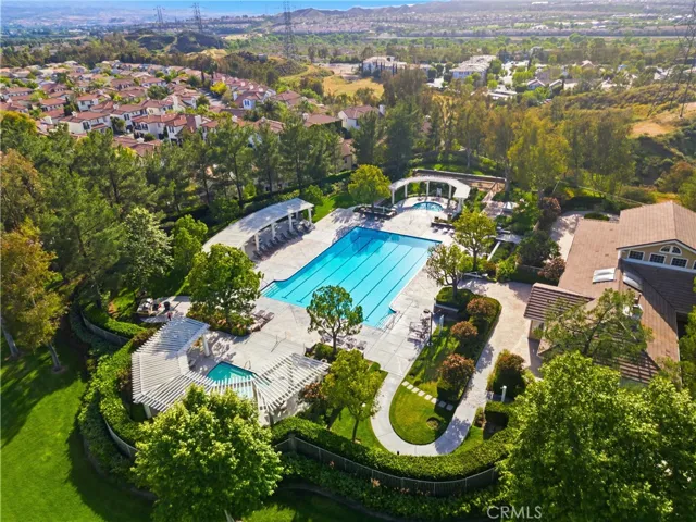 HOA pool