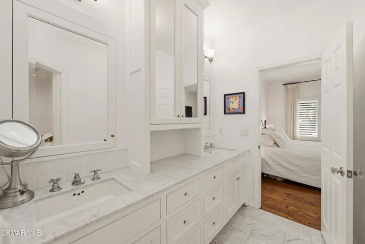 1133 Ninth St Santa Monica #102