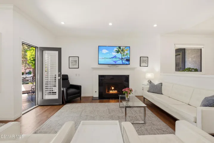 1133 Ninth St Santa Monica #102