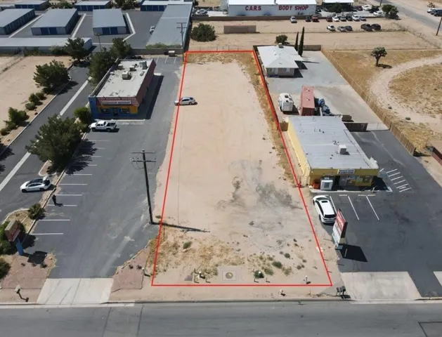 Front of parcel, Main St is at the bottom of picture.
