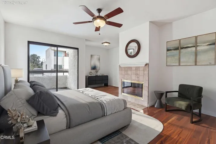 2680 Lake #8 - STAGED BEDROOM - Excellen