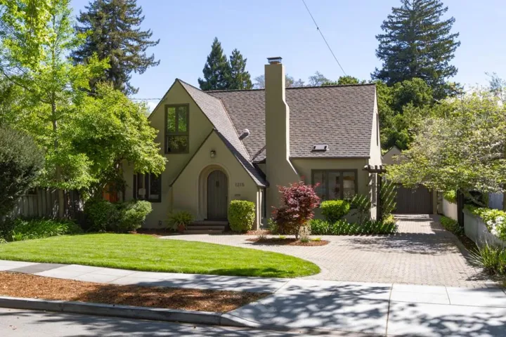 1215 Harriet Street, Palo Alto, California 94301