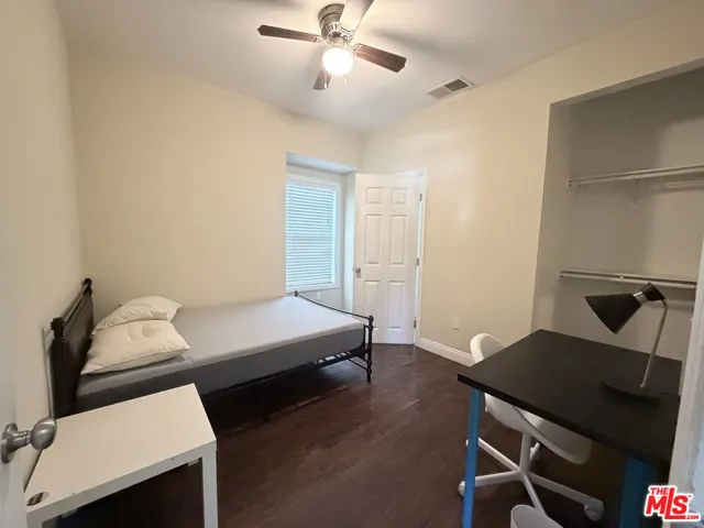 1254 W 37th Drive 1248, Los Angeles, California 90007