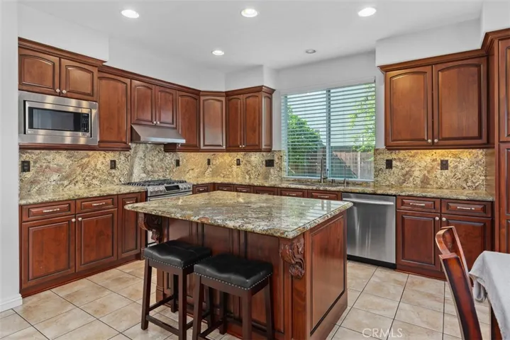 37710 Sprucewood, Murrieta, California 92563