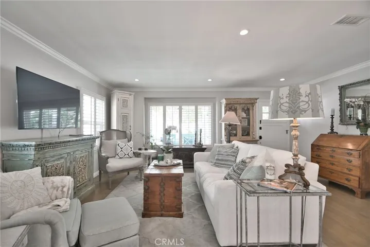 1813 Manzanita Lane, Manhattan Beach, California 90266