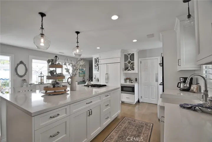 1813 Manzanita Lane, Manhattan Beach, California 90266