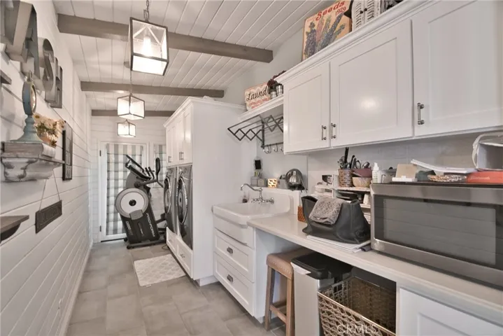 1813 Manzanita Lane, Manhattan Beach, California 90266