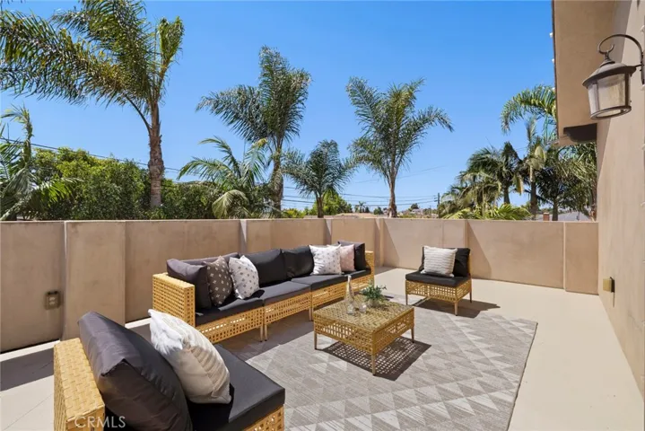 Primary Bedroom | Private Balcony