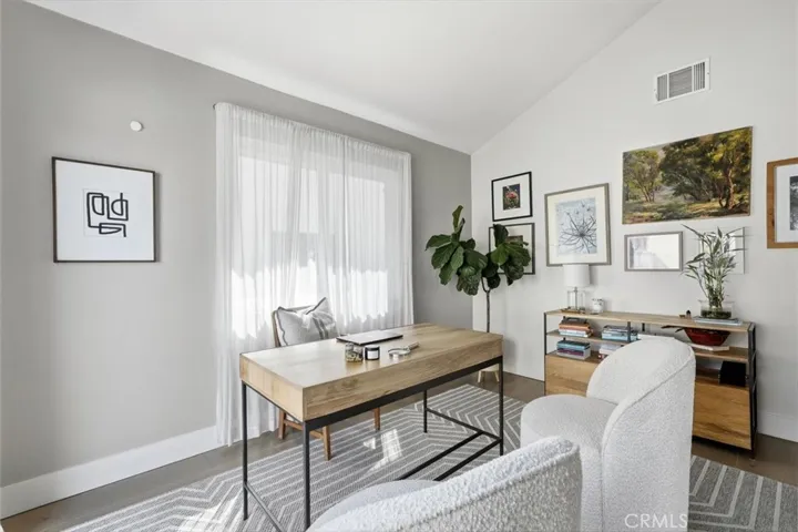 2220 Clark Ln #b, Redondo Beach, California 90278