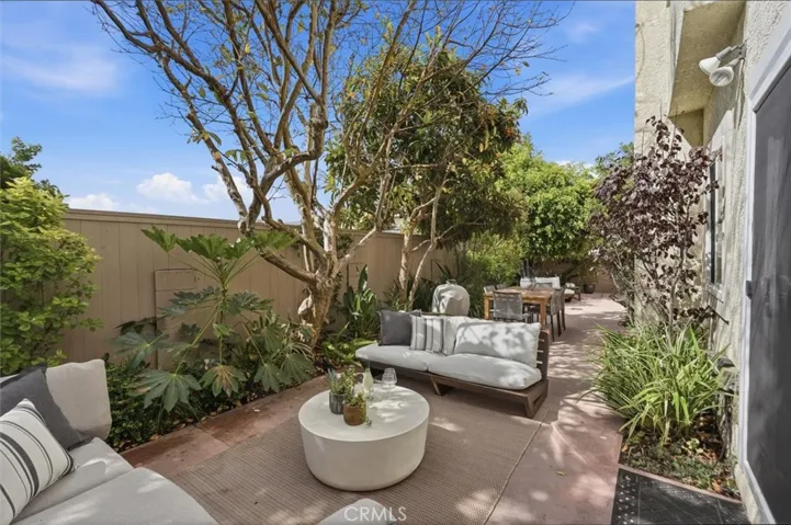 2220 Clark Ln #b, Redondo Beach, California 90278