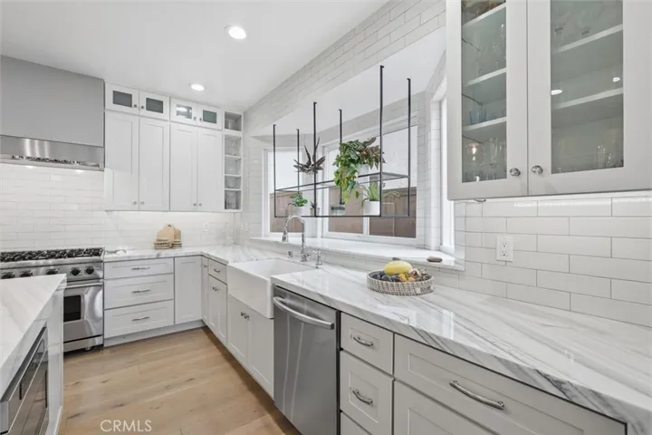 2220 Clark Ln #b, Redondo Beach, California 90278