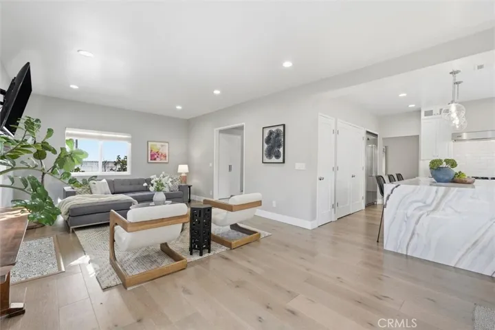2220 Clark Ln #b, Redondo Beach, California 90278