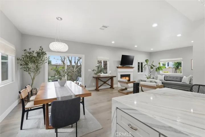 2220 Clark Ln #b, Redondo Beach, California 90278