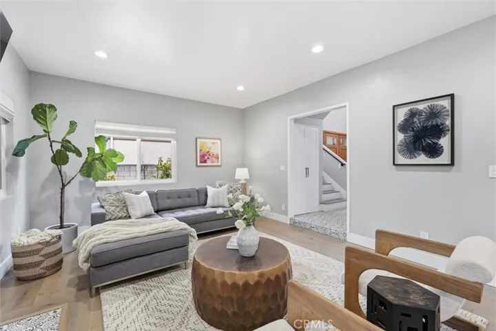 2220 Clark Ln #b, Redondo Beach, California 90278