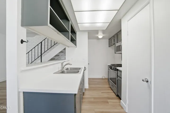 12_kitchen