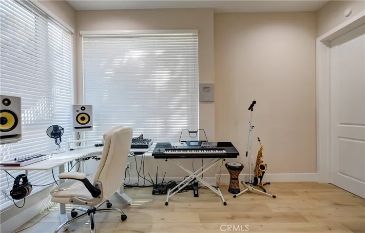 First floor Bedroom /Office
