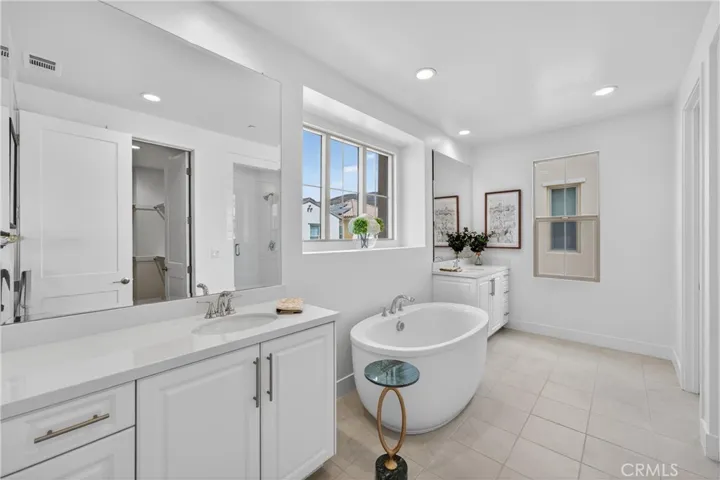 Upstairs Master Bathroom
