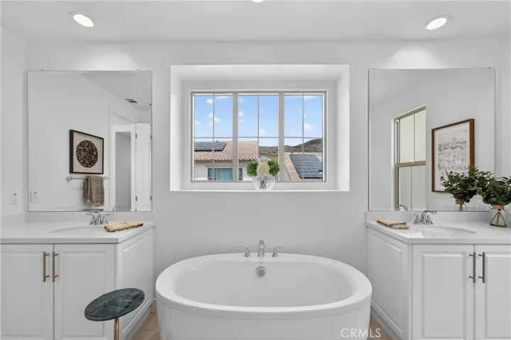 Upstairs Master Bathroom