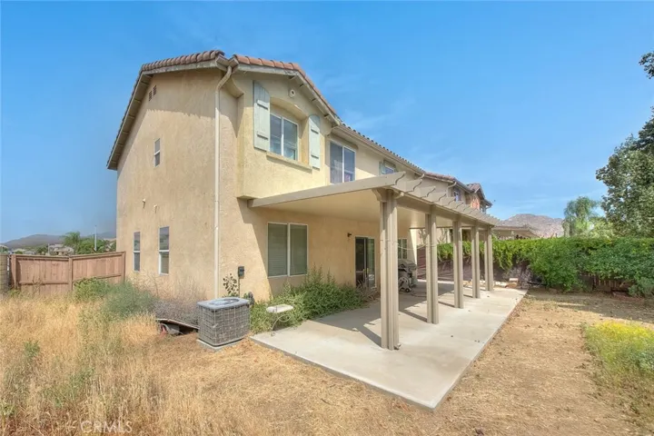 1011 Alderwood, Perris, California 92571