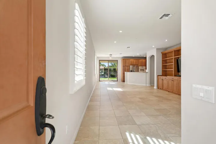 5_12056685_187404_187404-EI-105