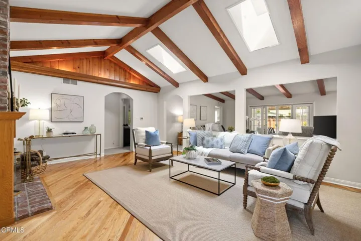 10-web-or-mls-1A1A9006