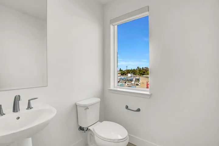 3419 Router, Fremont, California 94538