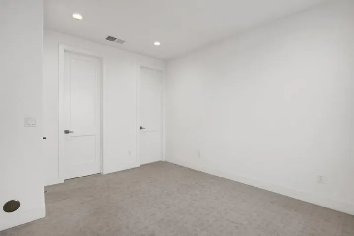 Ground Level On-Suite