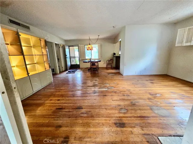 1220 Russell Street, La Habra, California 90631