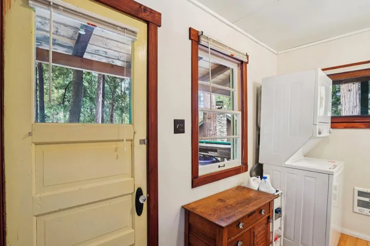 27-web-or-mls-Circle Way-S1504-003