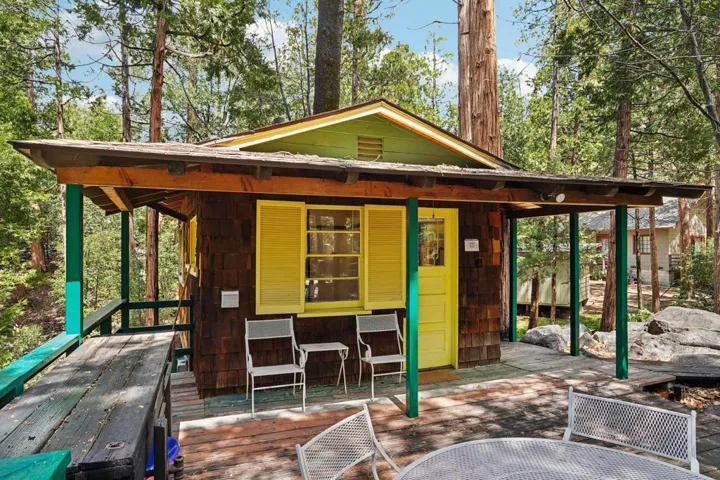 22-web-or-mls-Circle Way-S1504-027