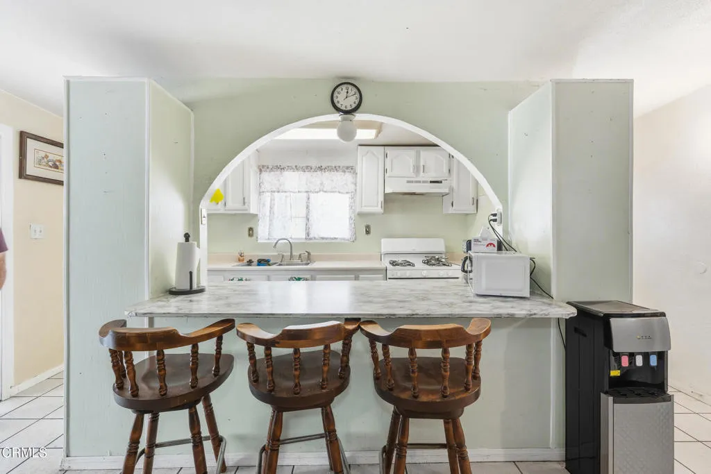 362 salem ave -6