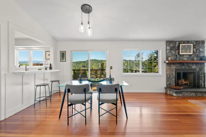 100 Camino Sinuoso, Scotts Valley, California 95066