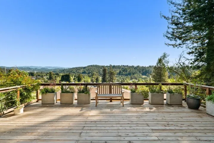 100 Camino Sinuoso, Scotts Valley, California 95066