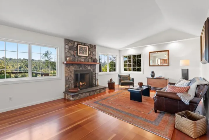 100 Camino Sinuoso, Scotts Valley, California 95066