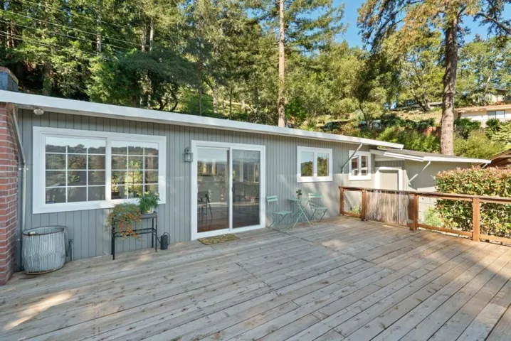 100 Camino Sinuoso, Scotts Valley, California 95066
