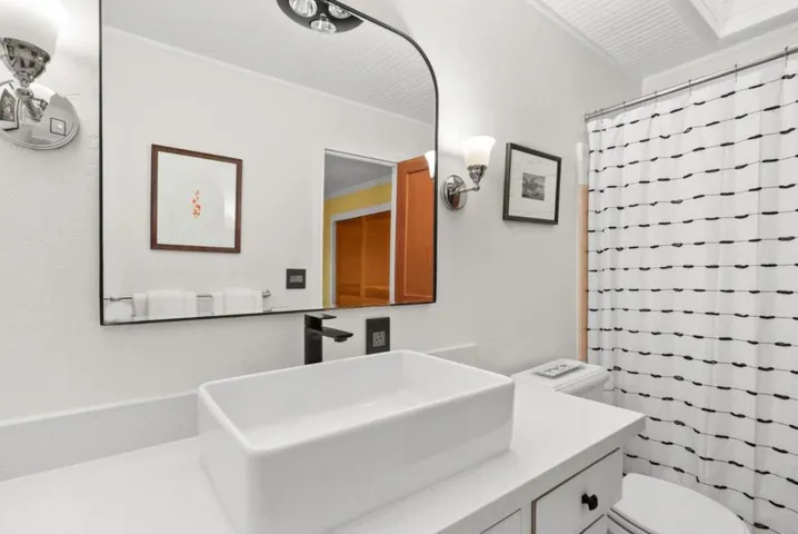 100 Camino Sinuoso, Scotts Valley, California 95066