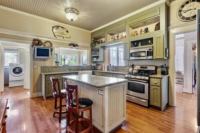 610 San Felipe Road, Gilroy, California 95020