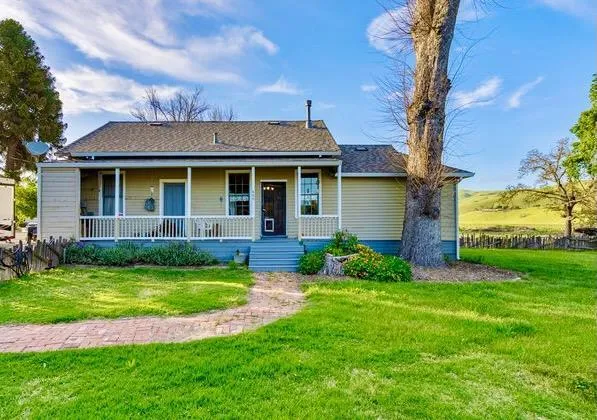 610 San Felipe Road, Gilroy, California 95020