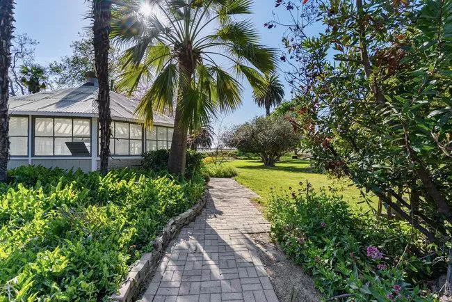 610 San Felipe Road, Gilroy, California 95020