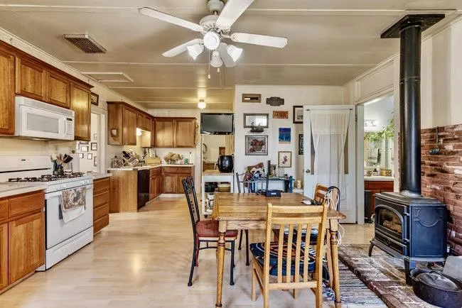 610 San Felipe Road, Gilroy, California 95020