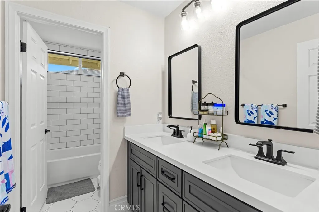 Secondary Bath