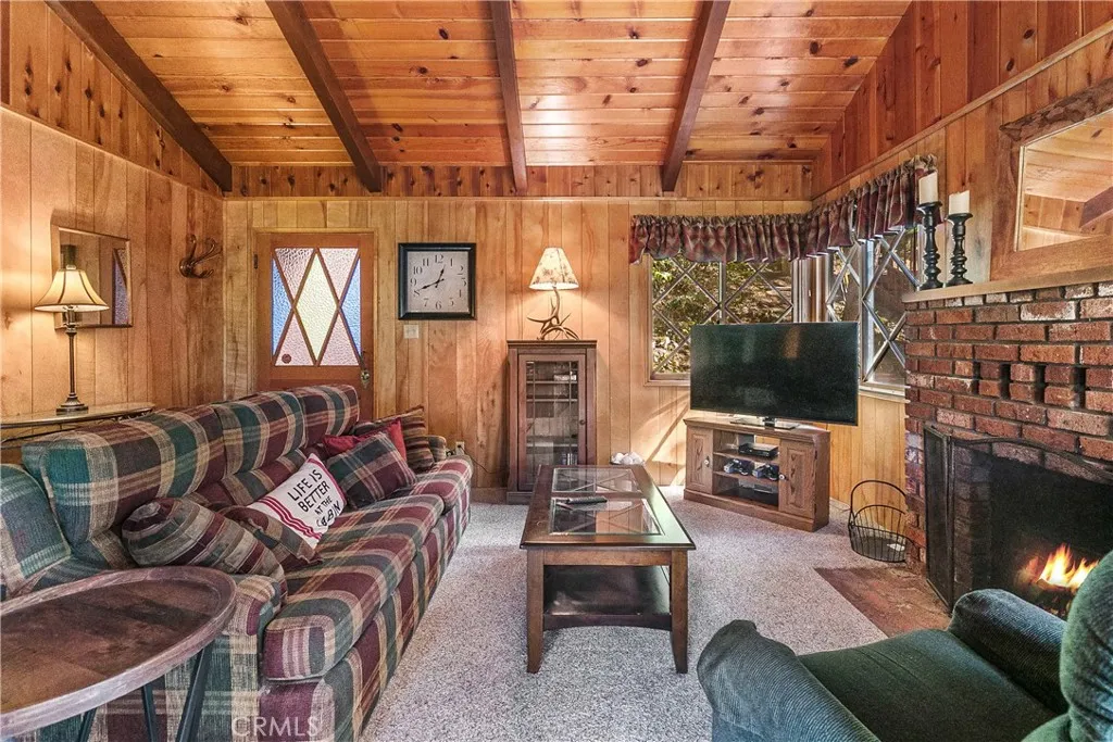 748 Lake, Lake Arrowhead, California 92352 — photo 4
