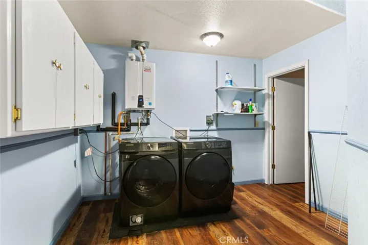 Large laundry room