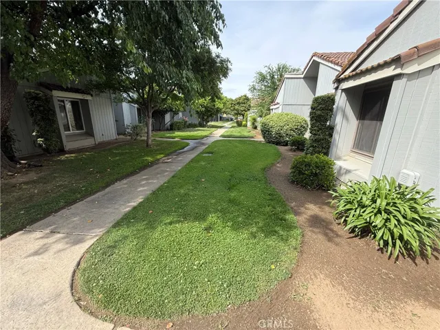 1854 Cougar Lane, Clovis, California 93611
