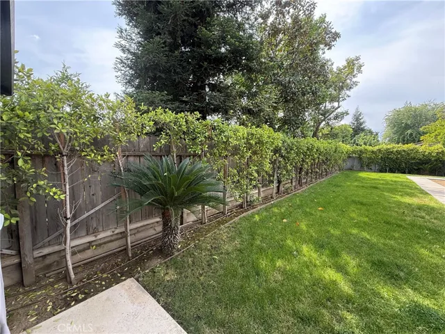 1854 Cougar Lane, Clovis, California 93611