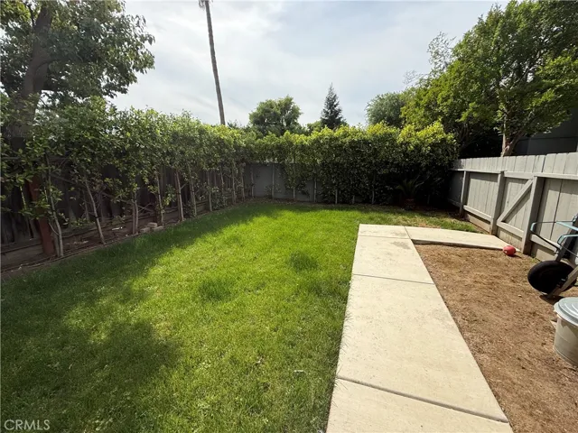 1854 Cougar Lane, Clovis, California 93611