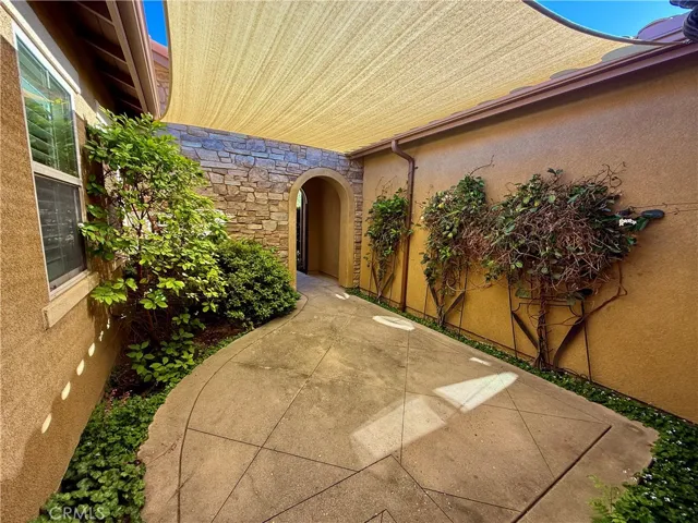 32574 Glick Court, Temecula, California 92592